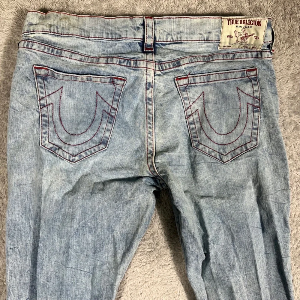 True Religion Ricky Relaxed Straight Distressed Jeans Mens 38 Red Stitch Light